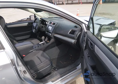 2017 Subaru Legacy 2.5I z USA, uszkodzony, nr VIN 4S3BNAB65H3019414